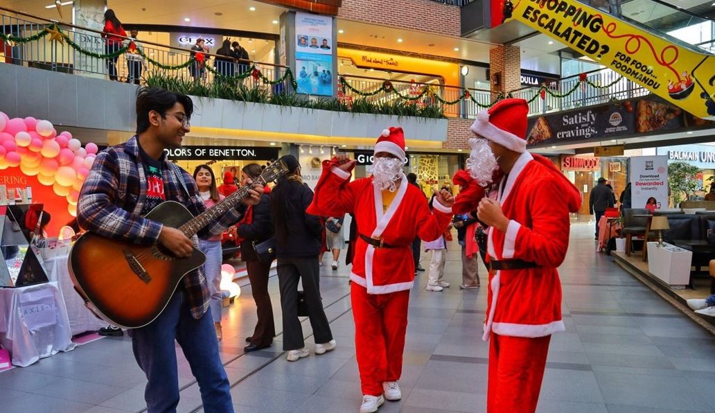 आज क्रिसमस डे मनाइँदै